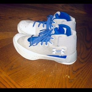 UNDER ARMOUR CURRY 3ZERO BASKETBALL SHOES